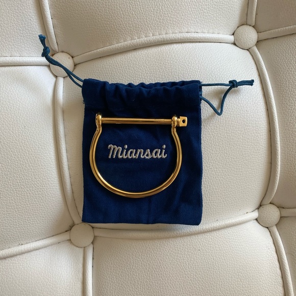 NWT! Miansai Unisex 18k Gold Plated Screw Cuff, Lg - Picture 6 of 9